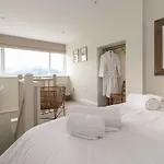 Fran's Nest * 케직